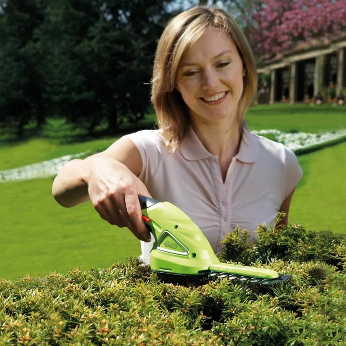 3.6V Power Cordless Trimming Shears - Image 1