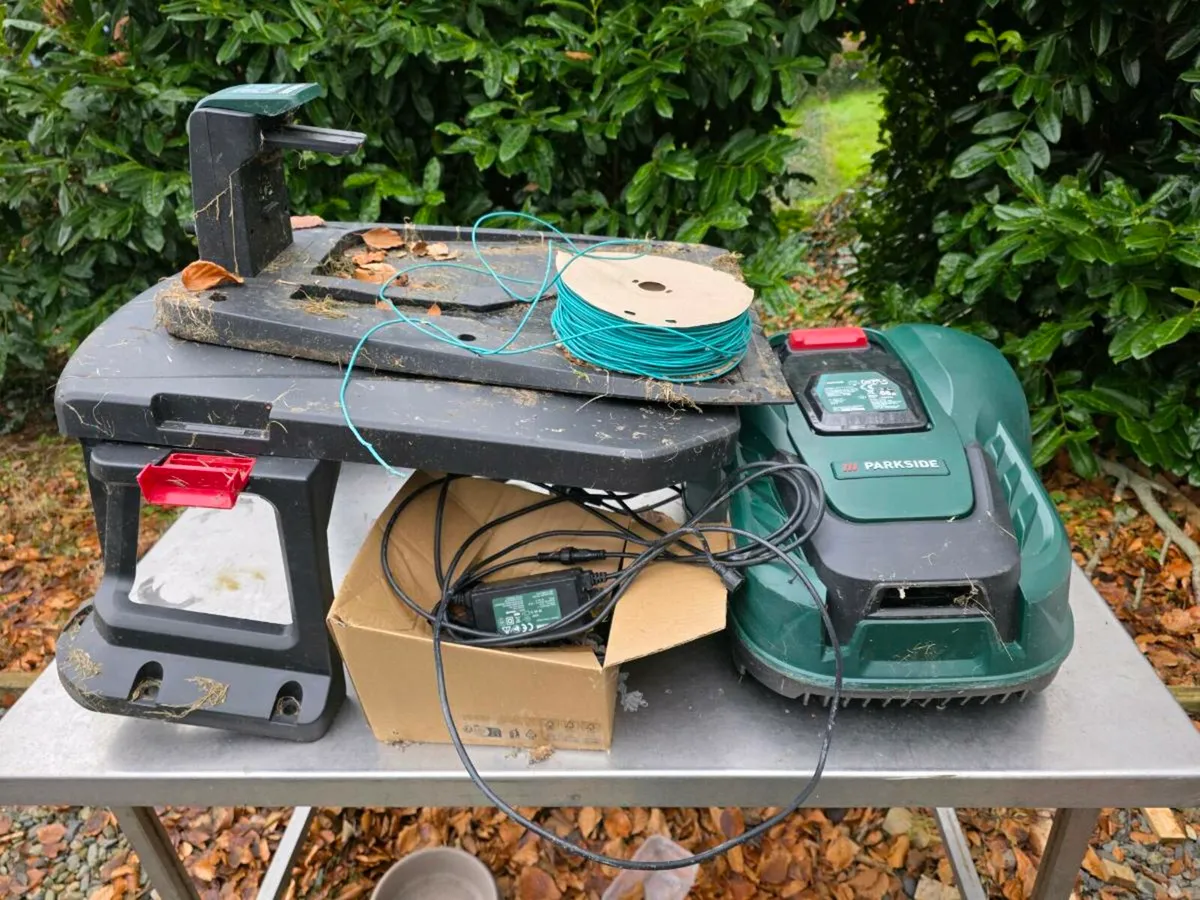 Robot lawnmower - Image 4