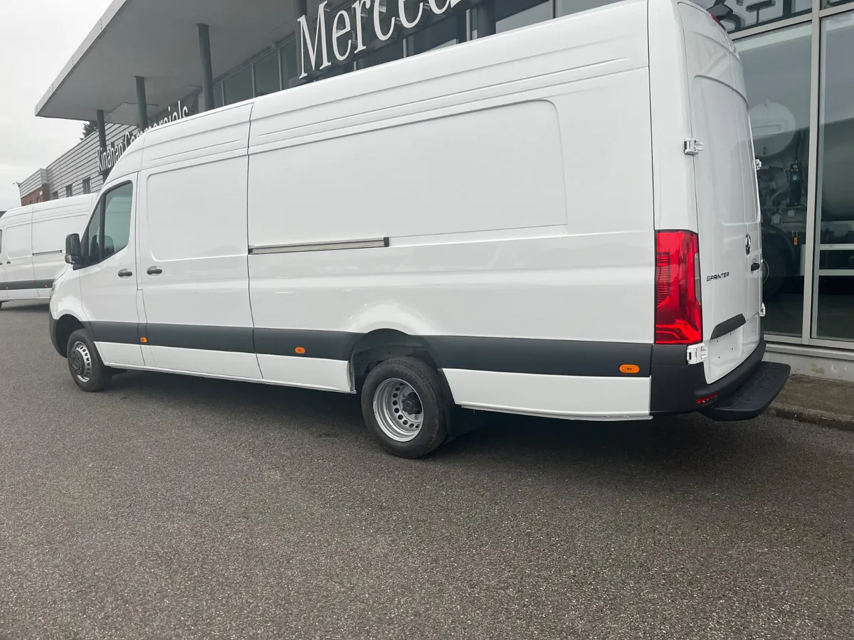 261 Sprinter 519/43 Ex Long PRO Auto - Image 3