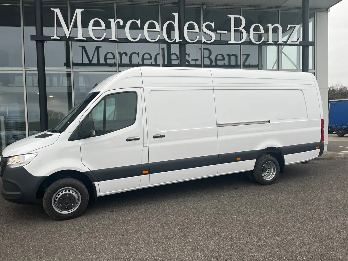 261 Sprinter 519/43 Ex Long PRO Auto - Image 2