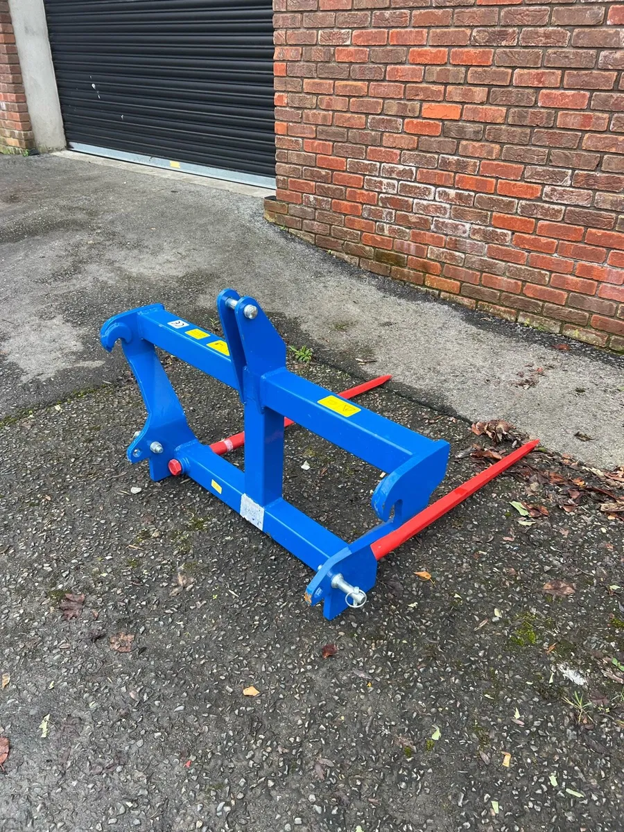 UNIVERSAL BALE CARRIER - Image 3