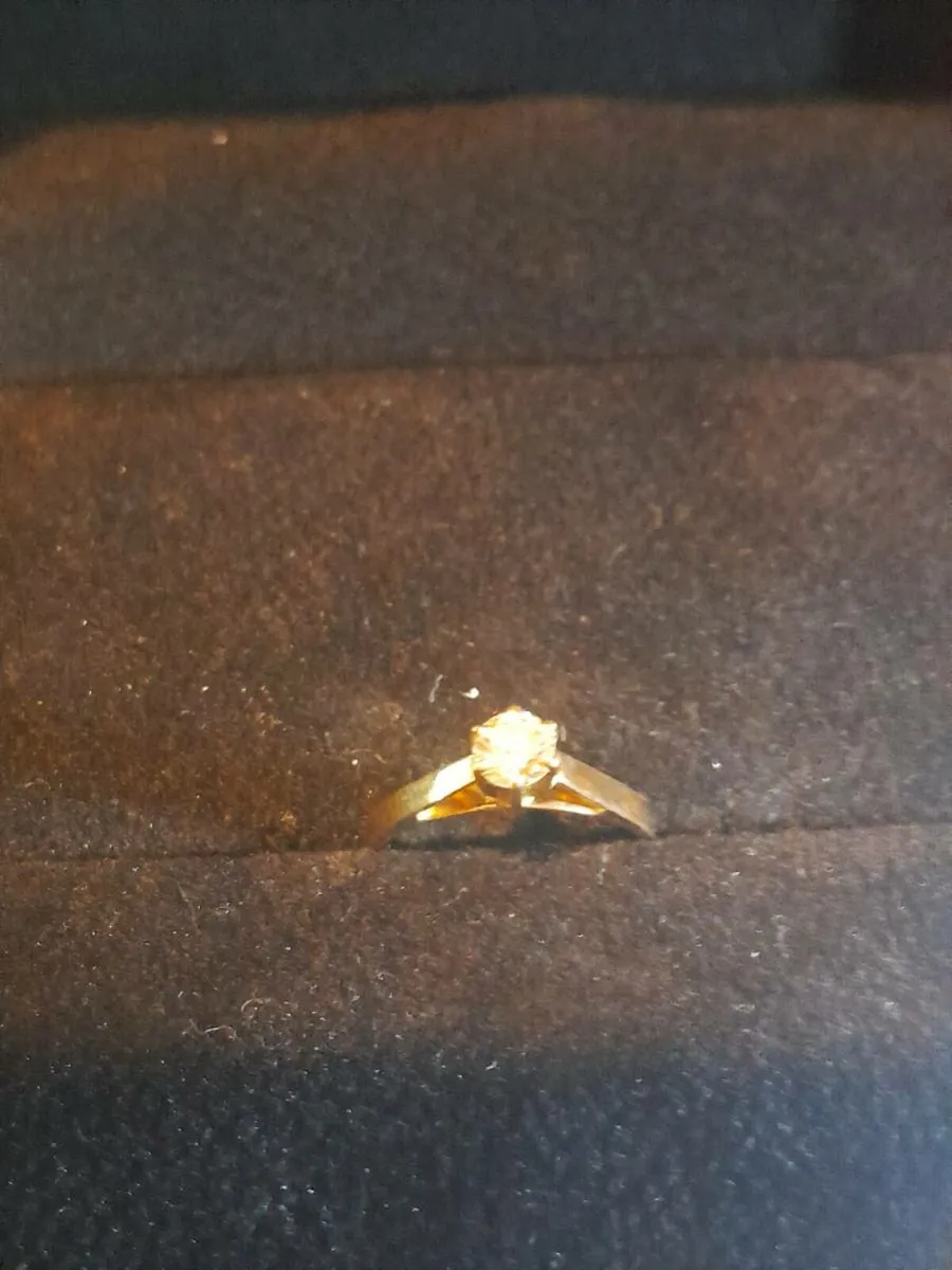 Alegras Legend14 karat gold solitaire Diamond ring - Image 2