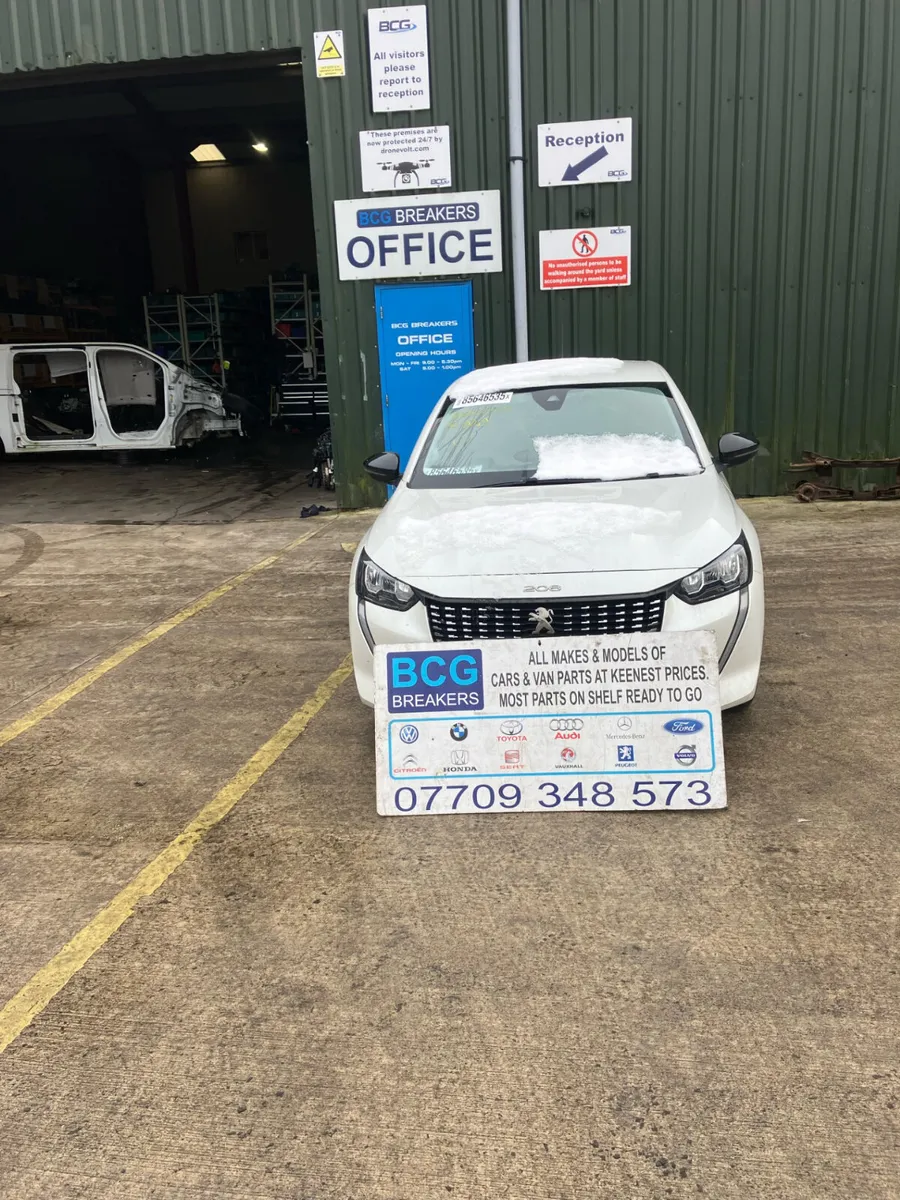 2023 peugeot 208 parts breaking