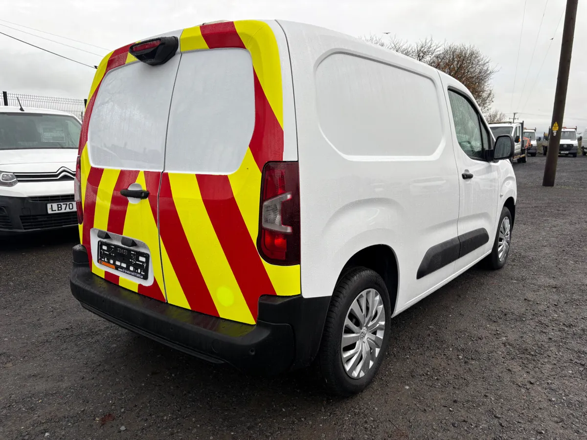 Peugeot Partner - Image 2