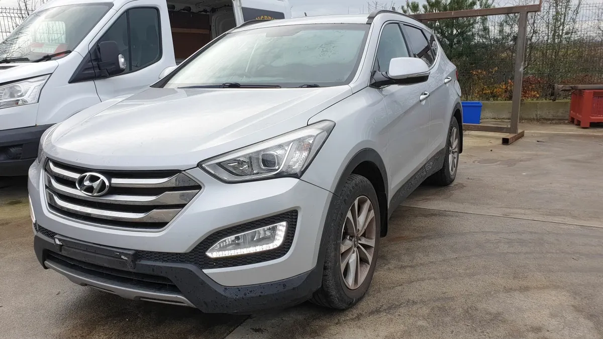 *For parts* Hyundai Santa Fe, 2.2 dsl auto (2015) - Image 3
