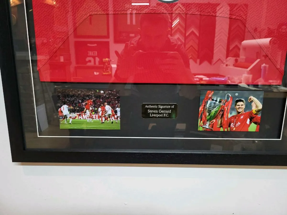 Steven Gerrard No.8 Signed Framed Liverpool Shirt - Image 4