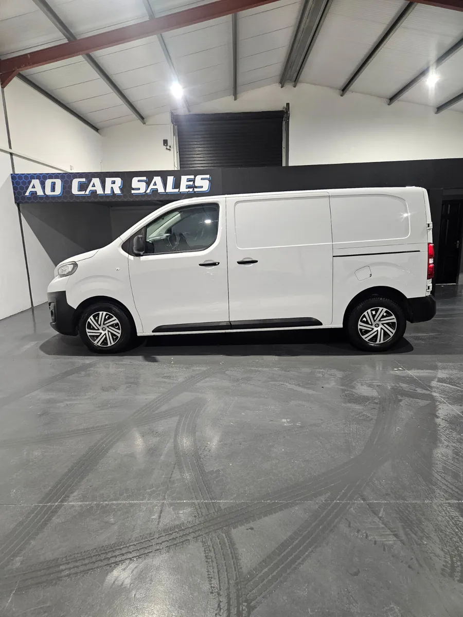 Peugeot Expert 2023 2.0 hdi professional premium p - Image 3