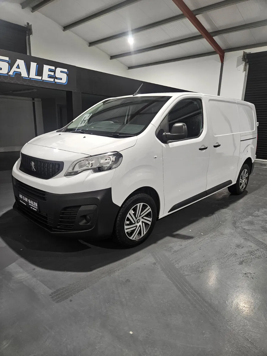 Peugeot Expert 2023 2.0 hdi professional premium p - Image 4