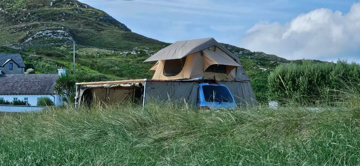 ARB ROOFTOP TENT AND DELUXE AWNING - Image 4