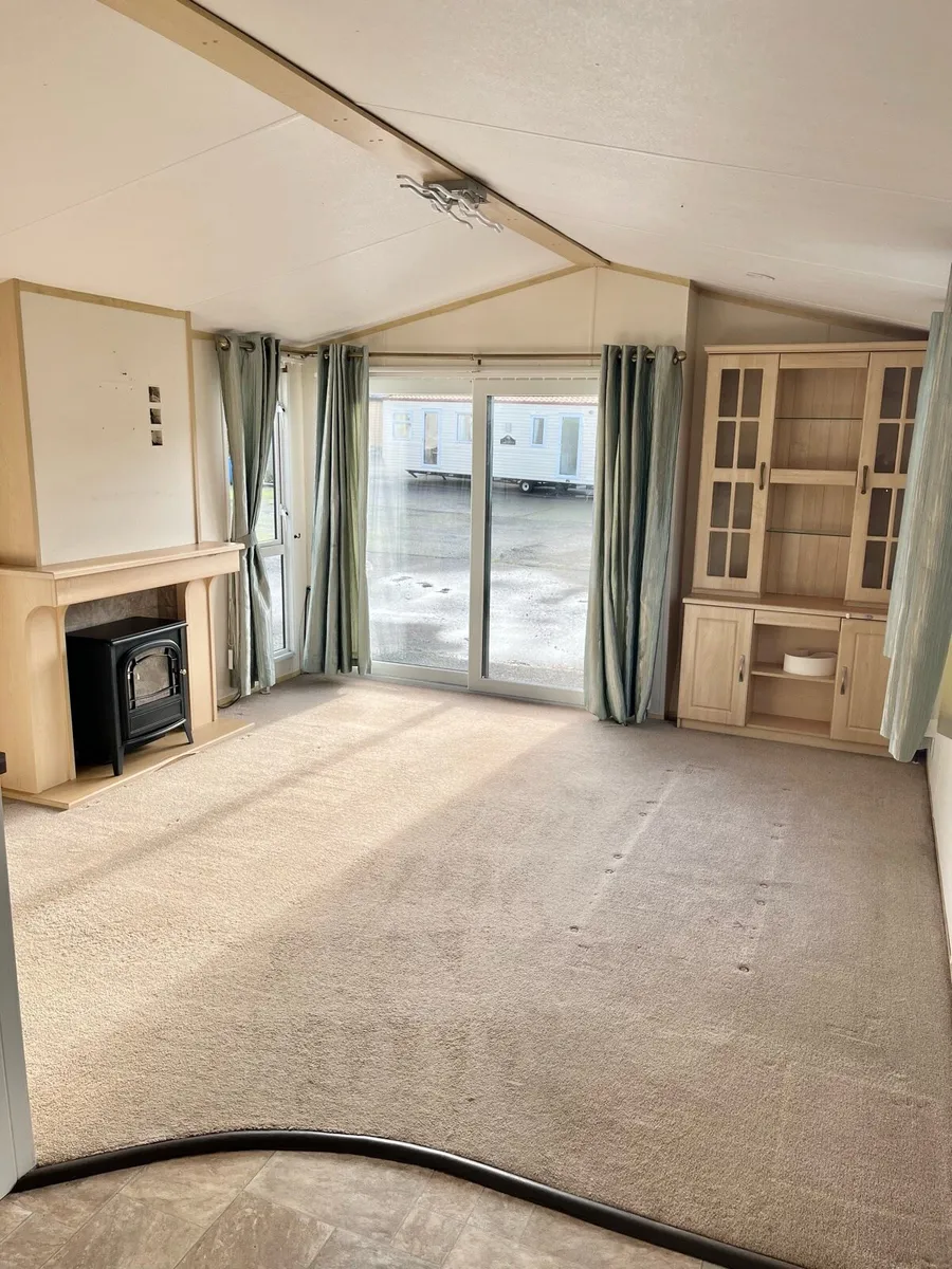 Atlas Debonair @ Broomfield Mobile Homes - Image 2