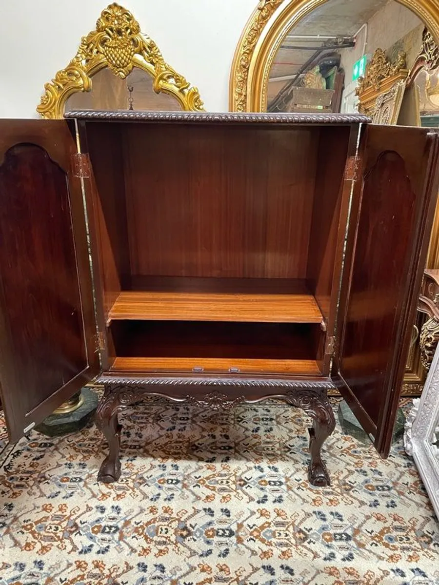 Chippendale Style Double-Door Side Cabinet - Image 2