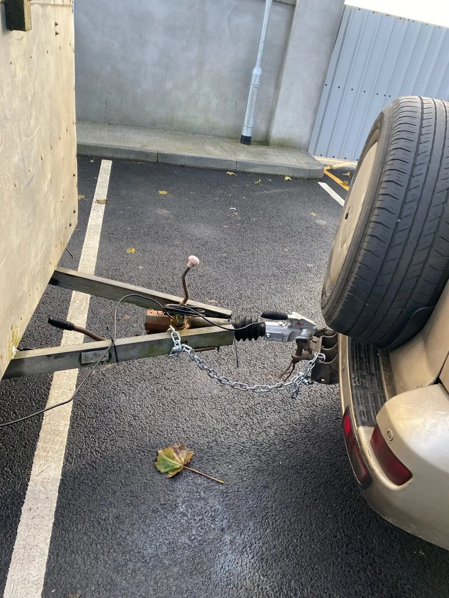 Ifor William trailer 10/5 - Image 2