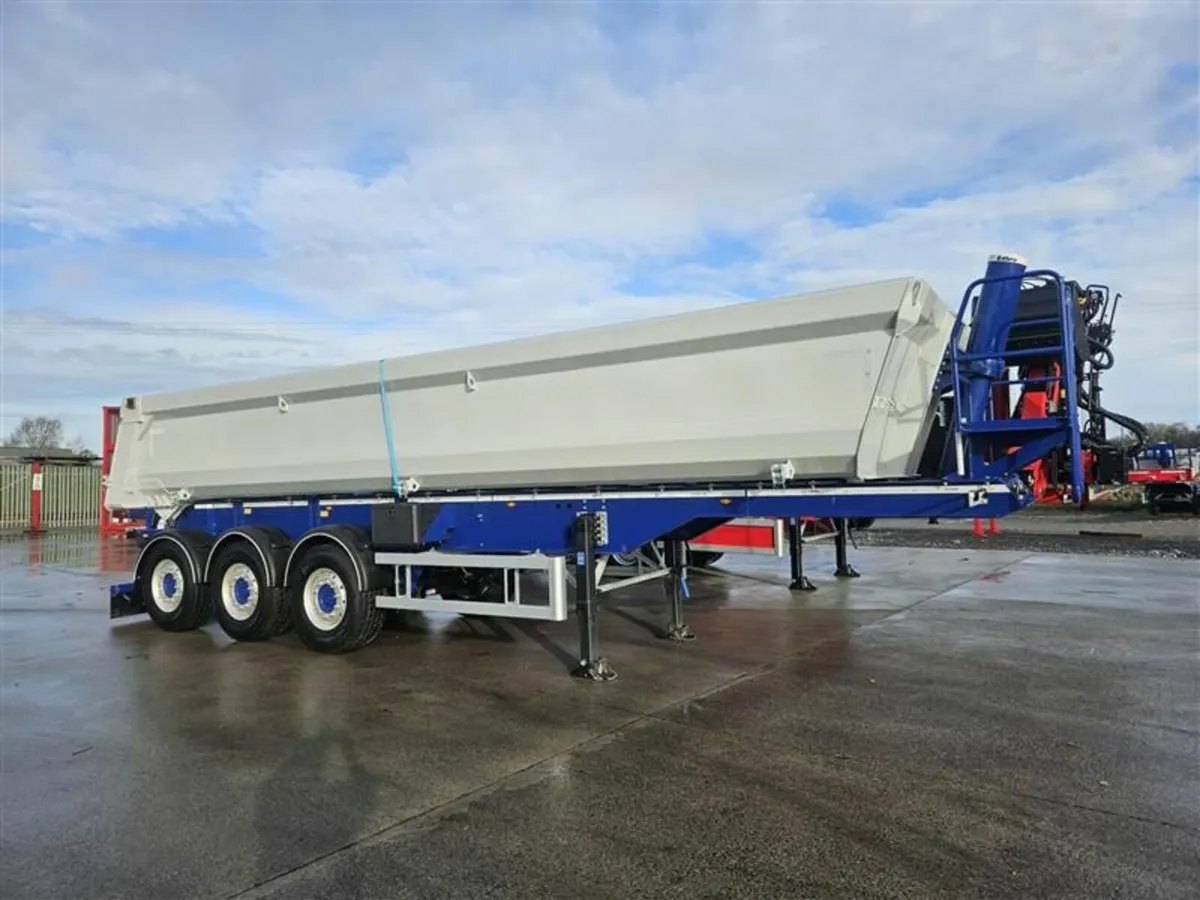 Robinson Tipper - Image 1