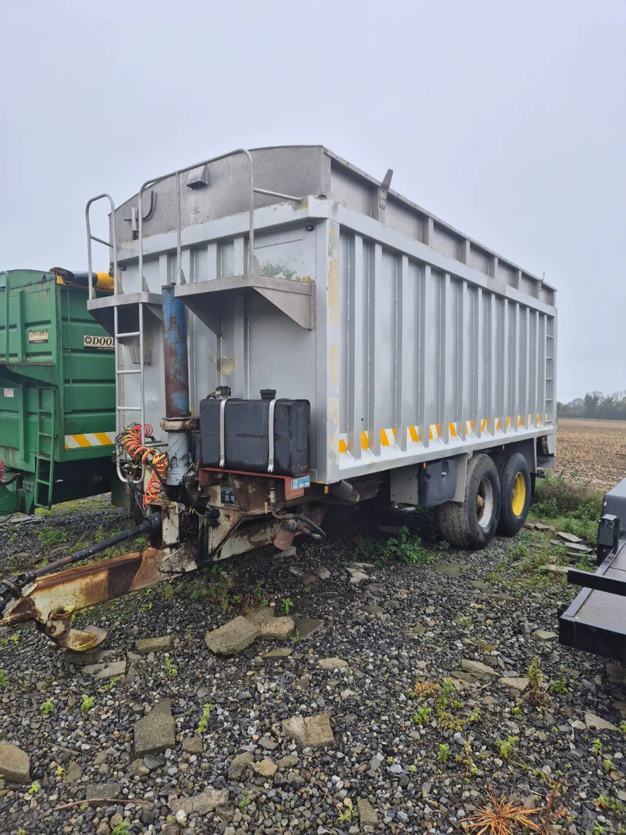 Muldoon Blower on Dooley Chassis - Image 1