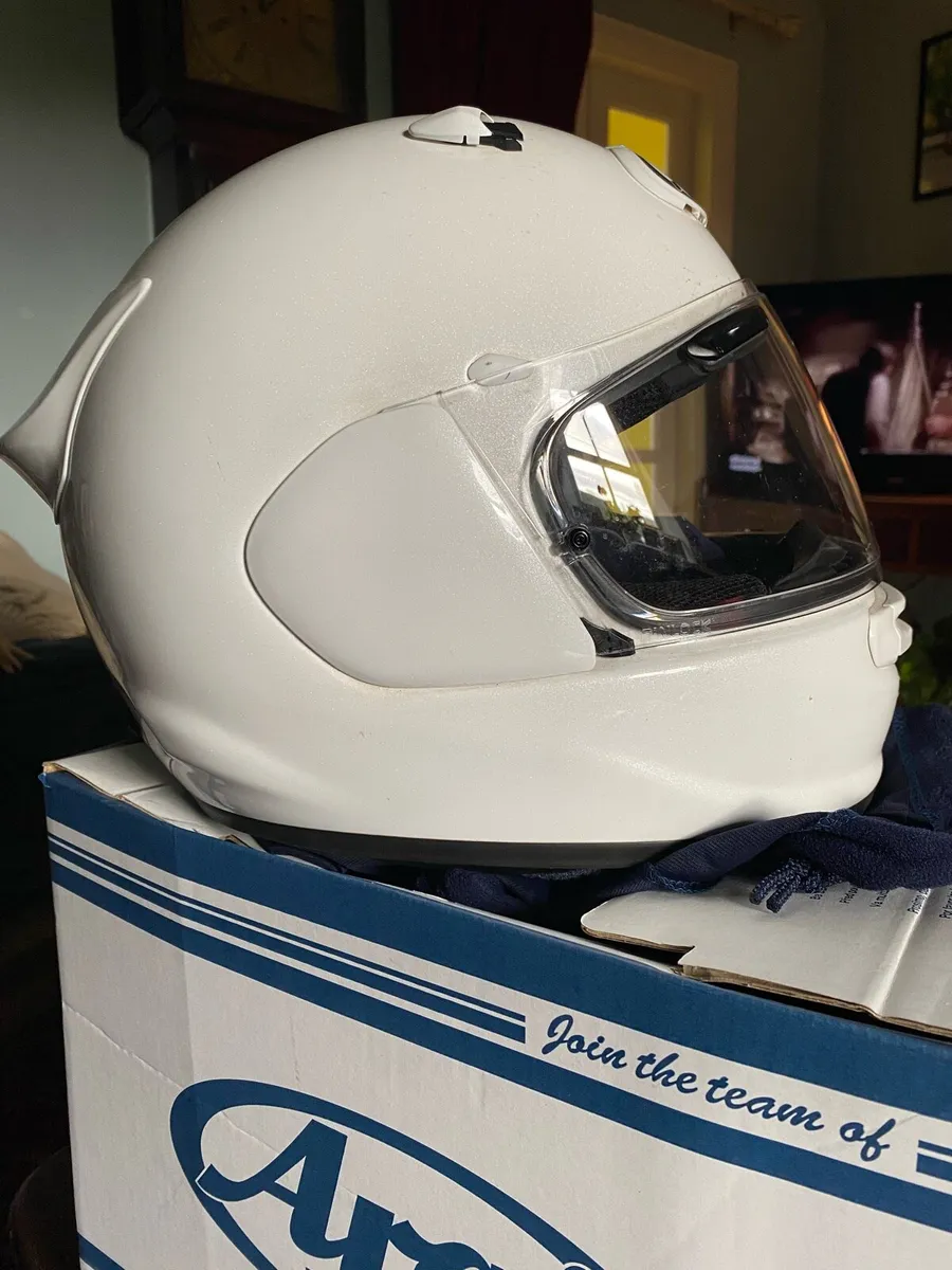 Arai Quantic - Image 1