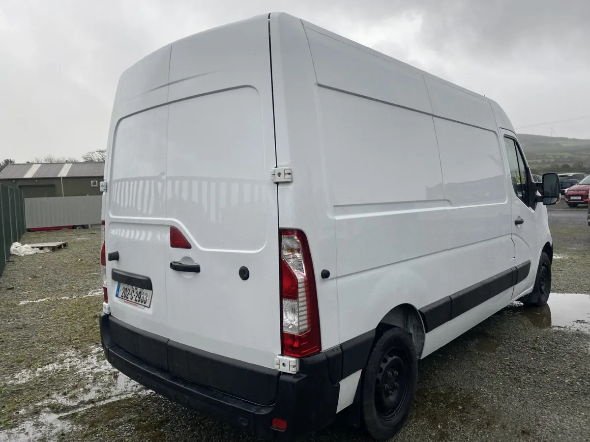 2020 NISSAN NV400 L2 H2 FWD 135 MY20 3DR - Image 3