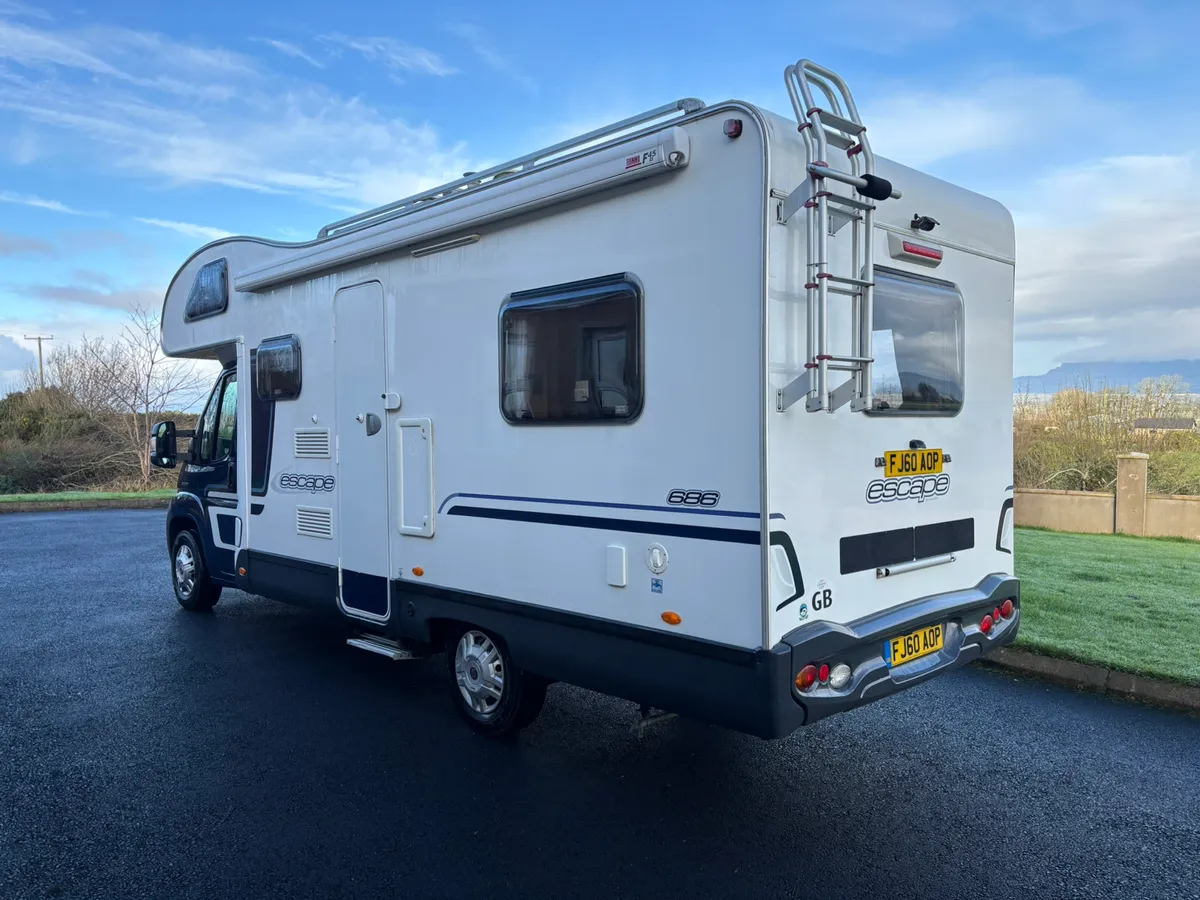 Swift Motorhome 6 berth - Image 4