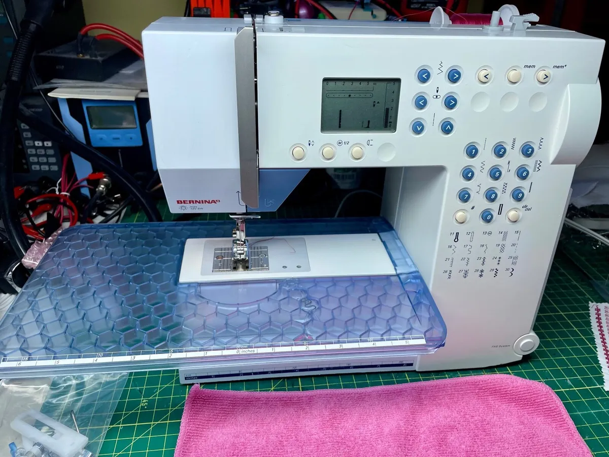 BERNINA Activa 135S Sewing machine - Just Serviced - Image 2