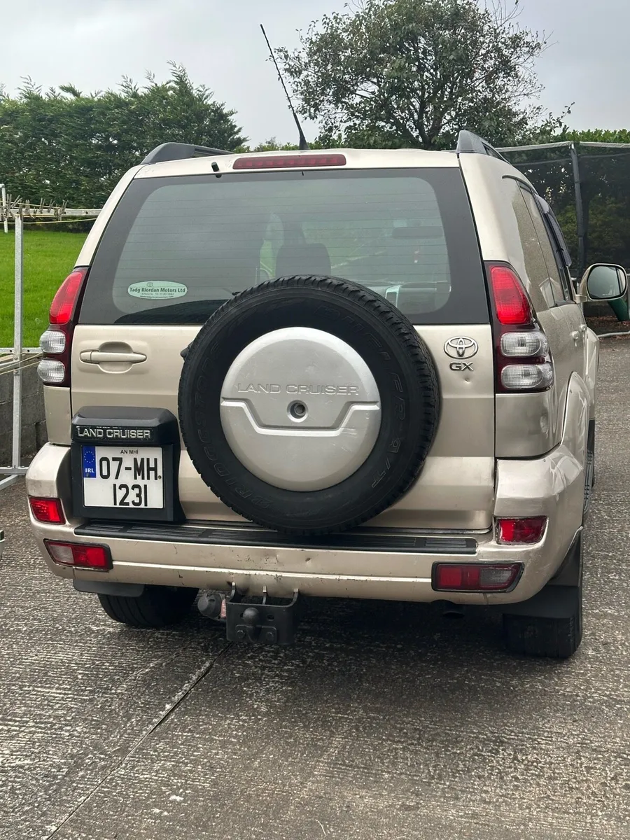 Toyota Land Cruiser - Image 2