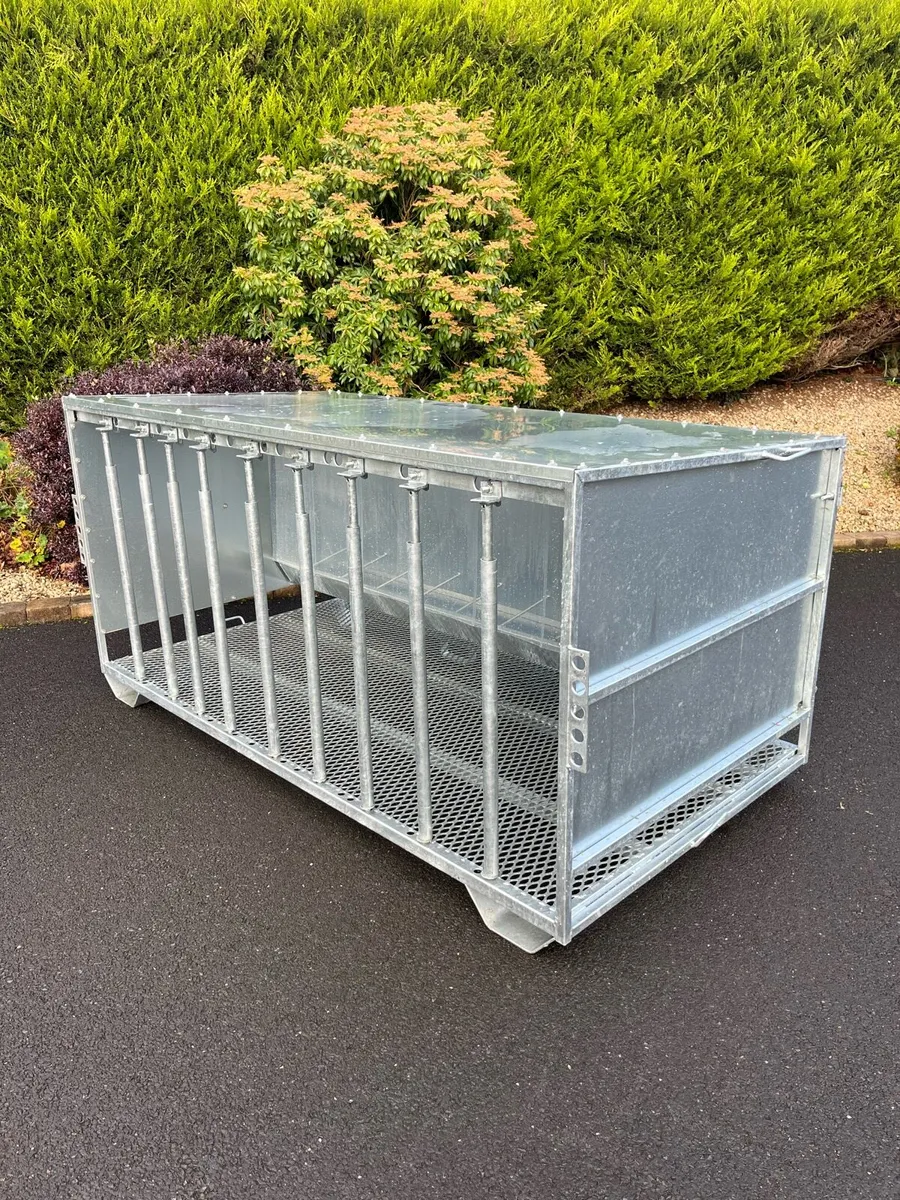 Brand New Galvanised Lamb Creep Feeder - Image 2