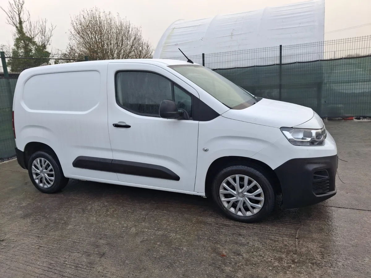 ?€500 OFF 211 Citroen Berlingo - Image 1