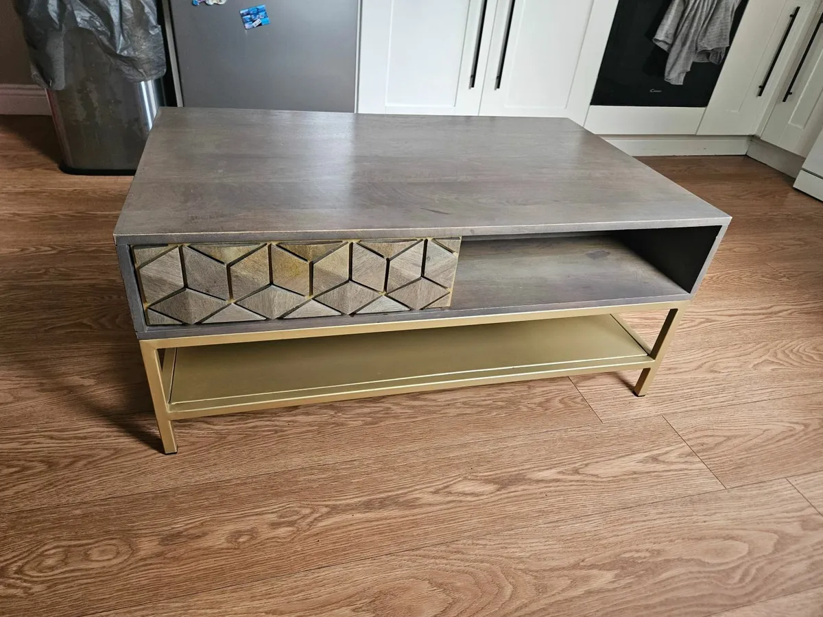 Coffee table - Image 1