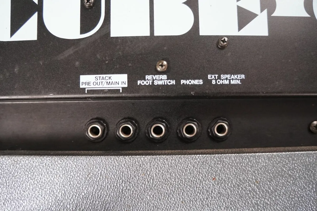 Roland Super Cube C60 – Vintage 1980s Guitar Amp - Image 4