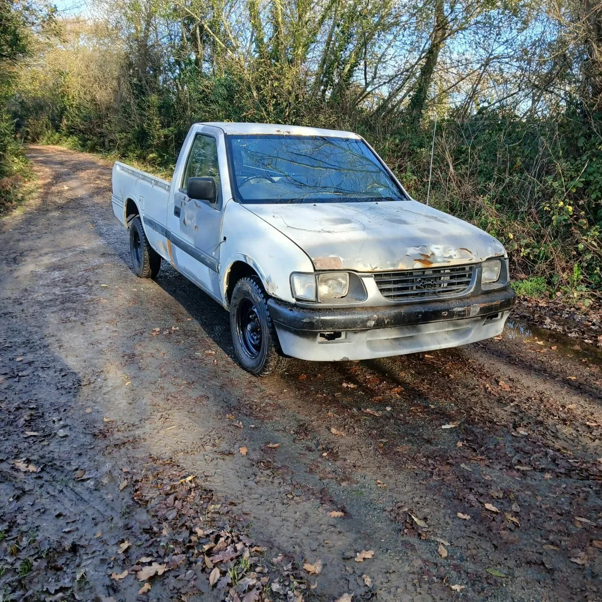 Vauxhall isuzu 1998 - Image 2