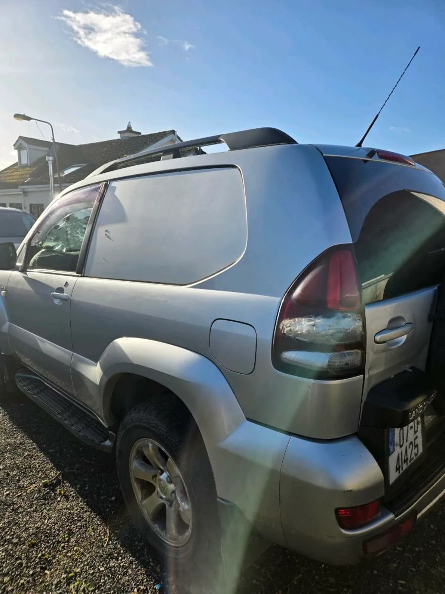 Toyota Landcruiser - Image 4