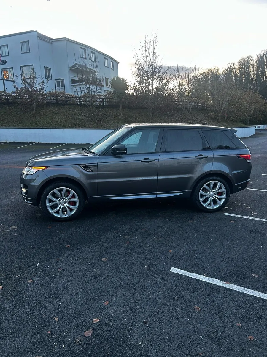 Range Rover Sport V8 4.4 Diesel - Image 4