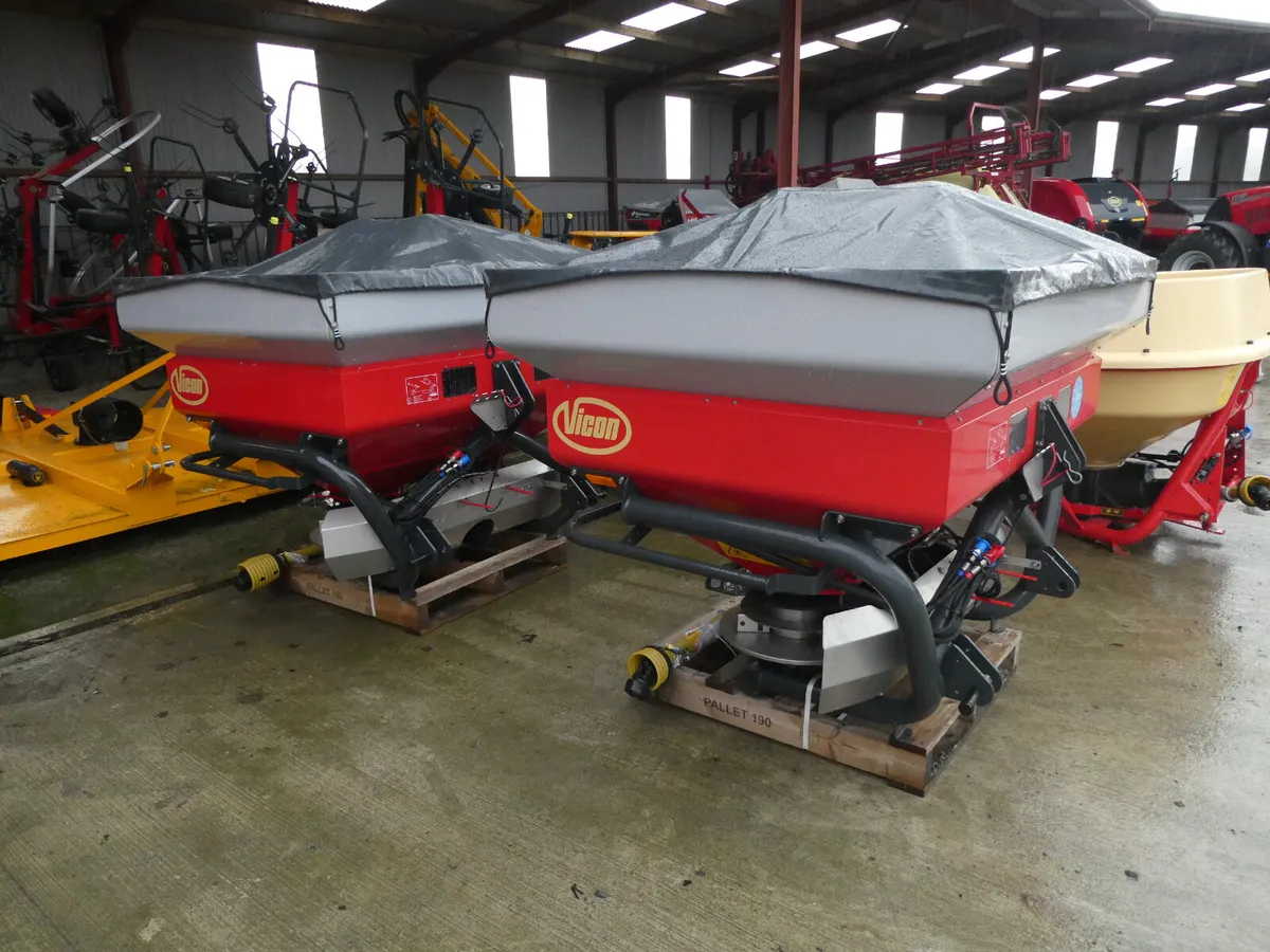 New Vicon Fertiliser spreaders - Image 4