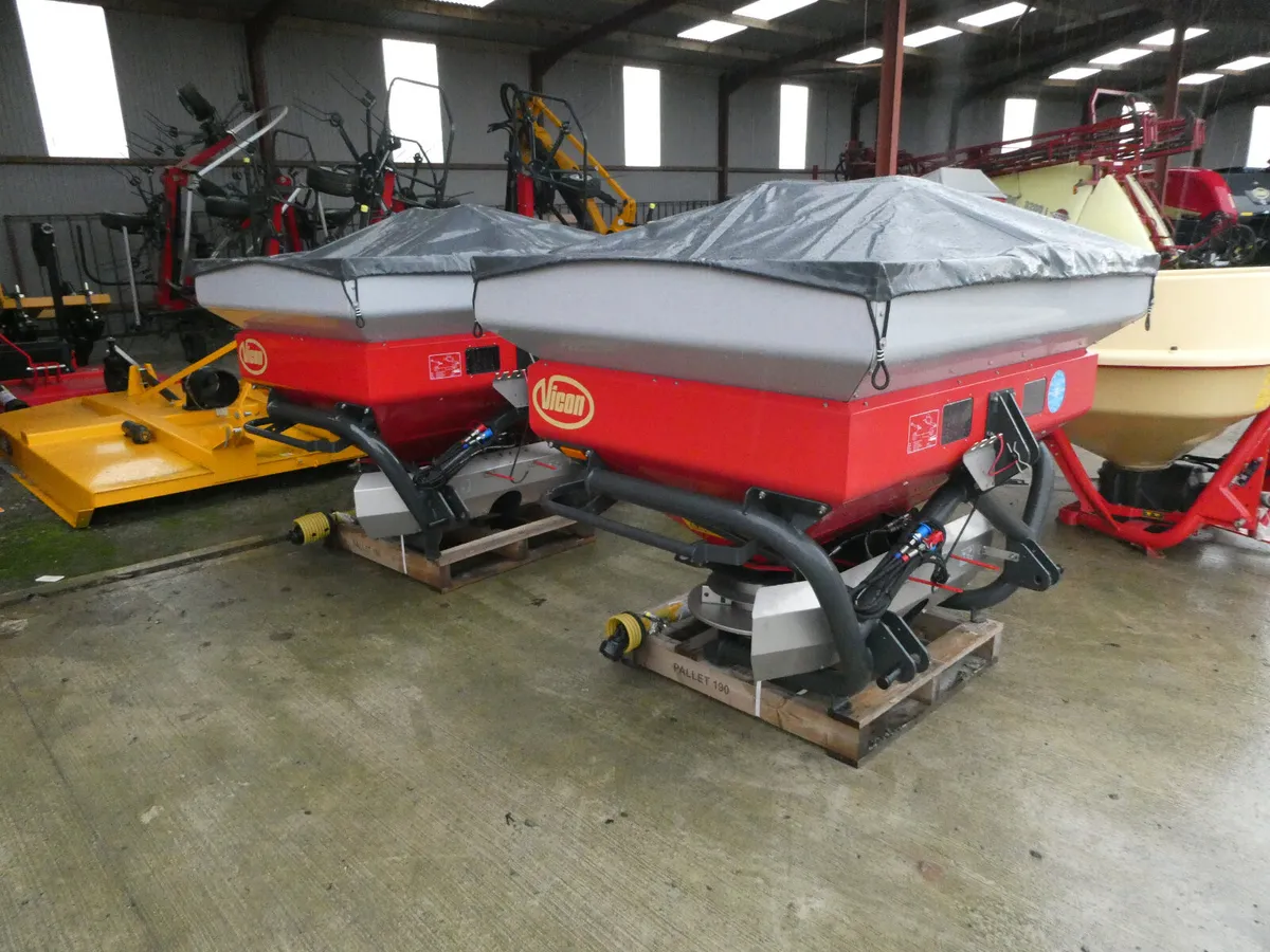 New Vicon Fertiliser spreaders - Image 3