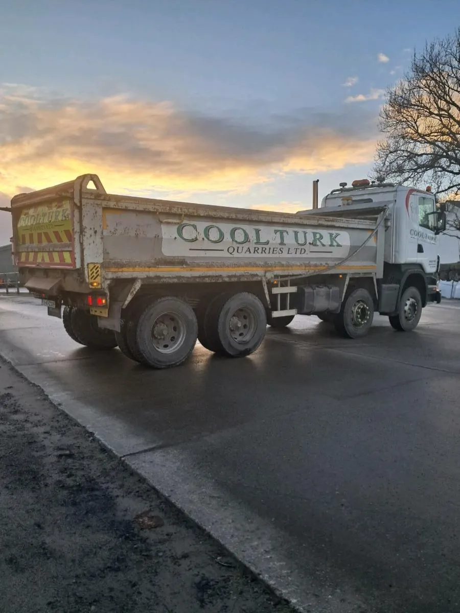 Scania R480 8x4 Tipper - Image 3