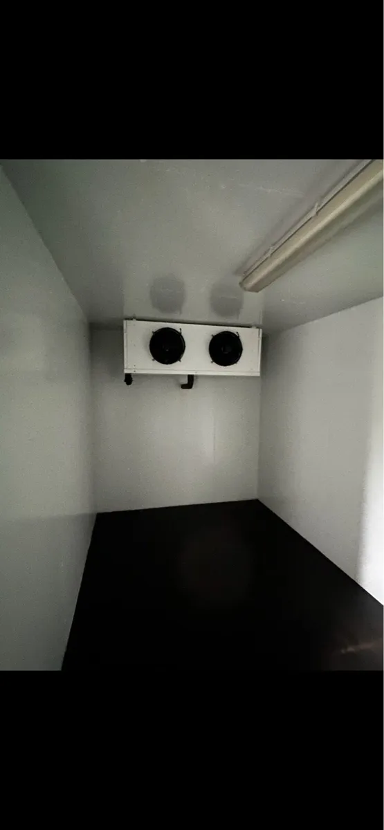 Walk in freezer - Image 1