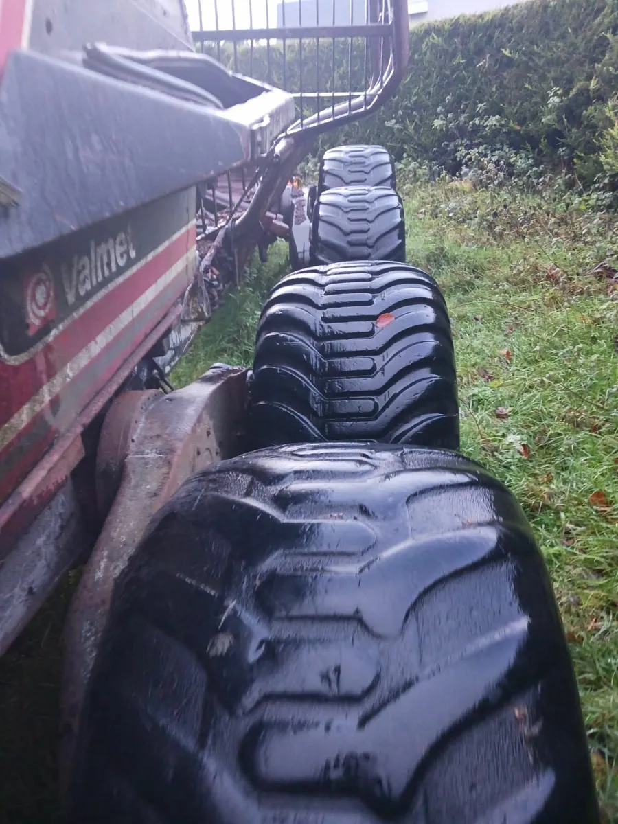 Valmet 820/Forestry - Image 3