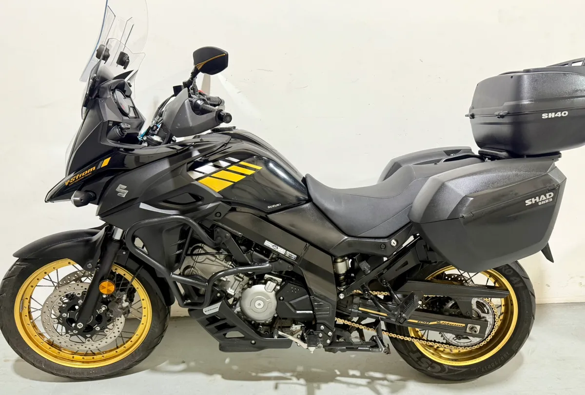SUZUKI V STROM 650 X  ** OPEN ALL OVER XMAS !! - Image 2
