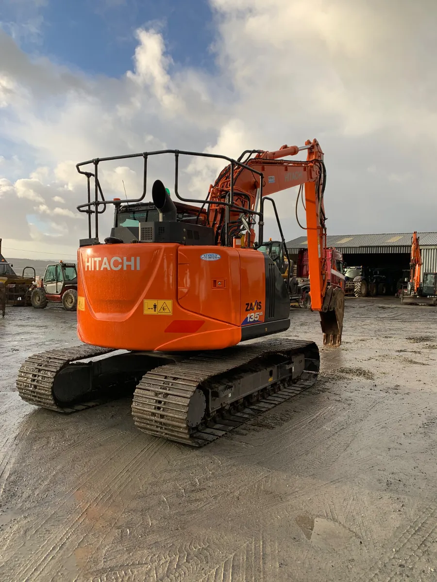 Hitachi zx135-6.            17 - Image 3
