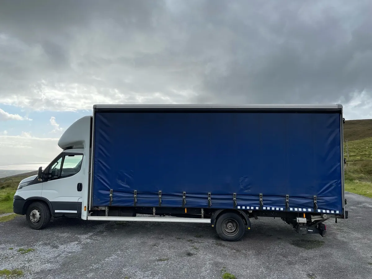 Iveco Daily Commercial - Image 3