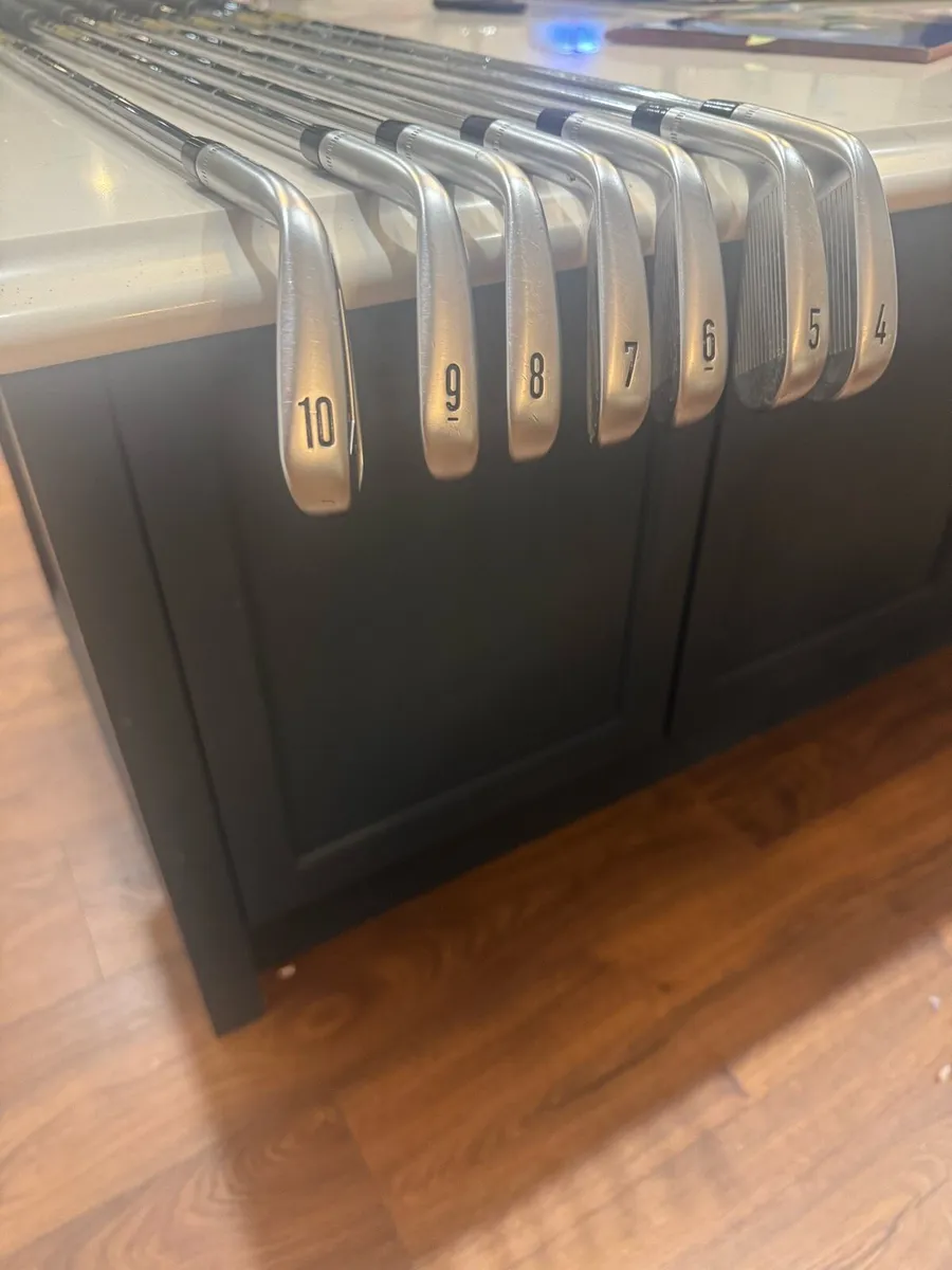 Callaway Apex CB 2024 - Image 2