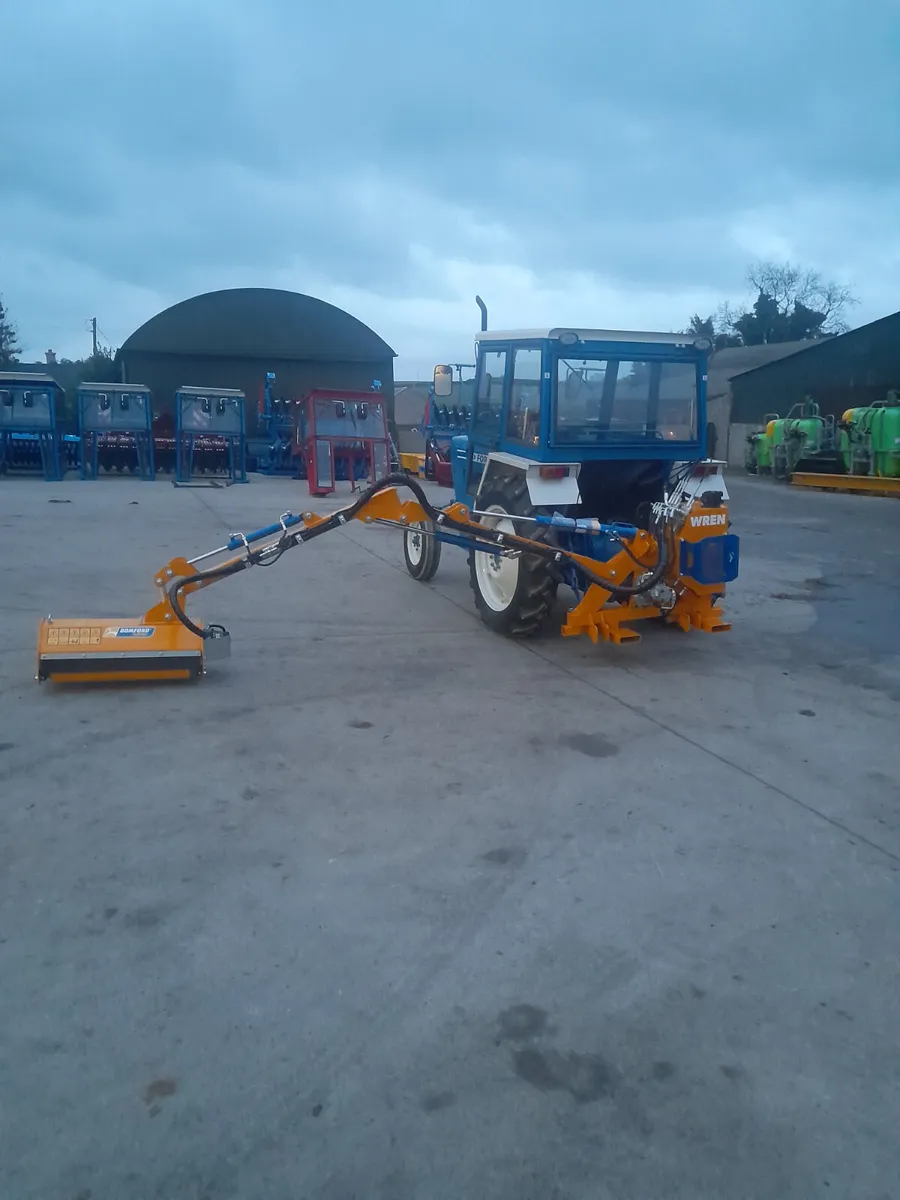 Bomford Wren Hedgecutter - Image 2