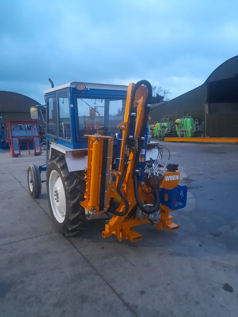 Bomford Wren Hedgecutter - Image 1