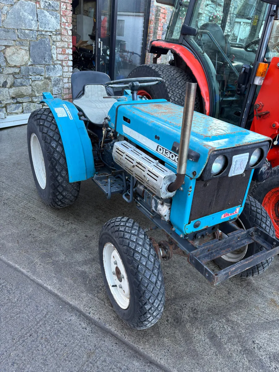 Mitsubishi D1300 compact tractor - Image 2