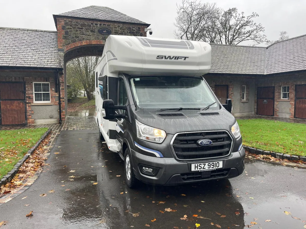 Swift Voyager 485 - Image 1