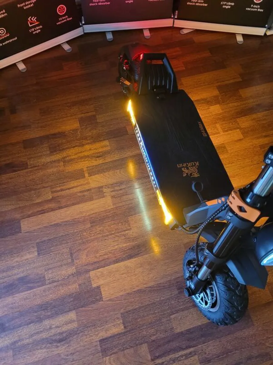Black week price .For Sale KuKirin G4 Max Electric Scooter 3200W Beast ,86 km/h ,95 km Range - Image 3