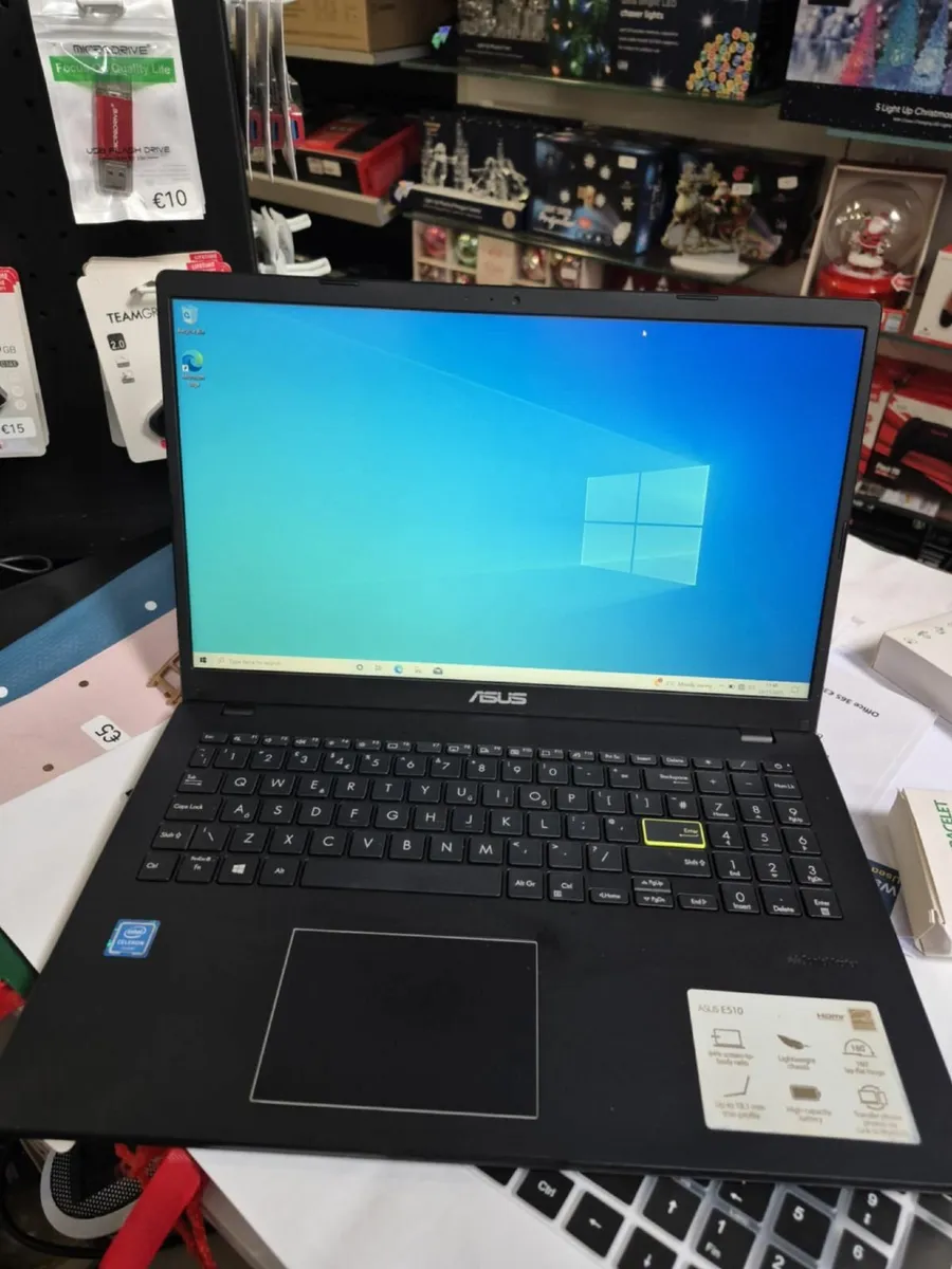 Asus E510 laptop - Image 1