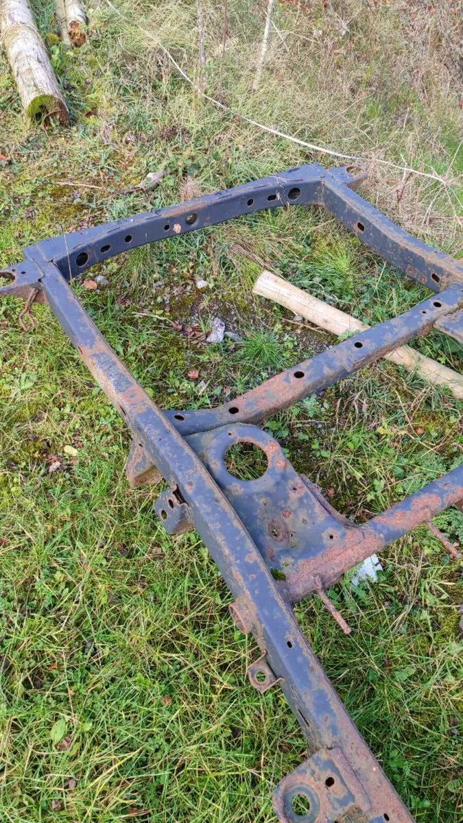 Landcruiser chassis Swb and Lwb - Image 4