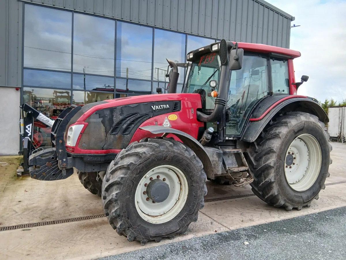 Valtra T153 - Image 1
