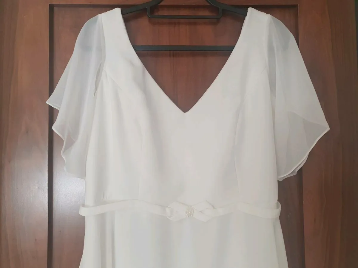 Wedding Dress - Image 4