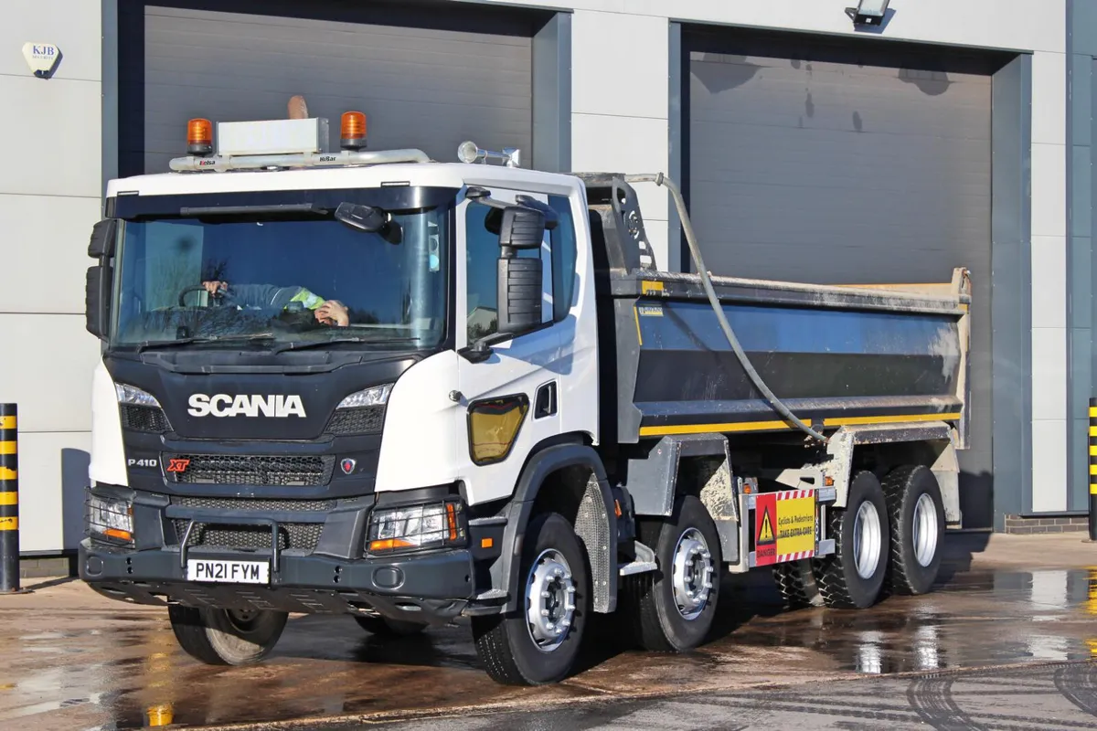 2021 (21) SCANIA P 410 XT 8X4 TIPPER (EURO 6) - Image 1