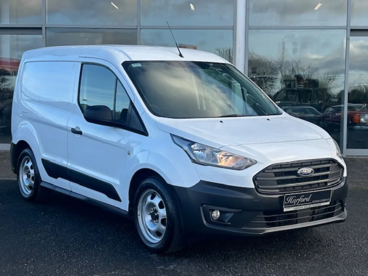 Ford Transit Connect SWB 1.5D 100bhp - Image 3